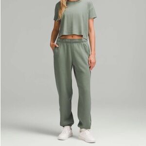 NWT Lululemon Scuba Mid-Rise Oversized Jogger *Regular In Grey Eucalyptus